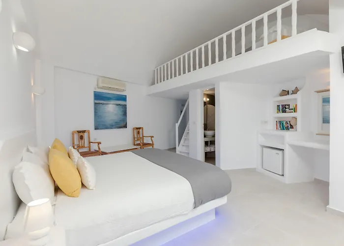 Nikolas Hotel Karterados (Santorini)