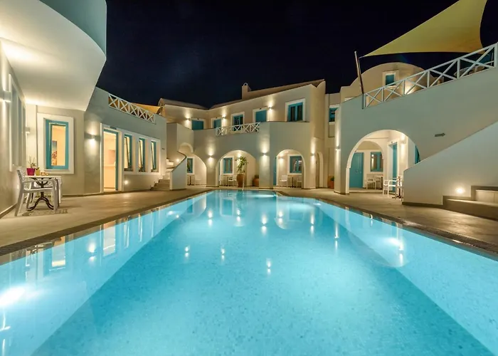 Nikolas Hotel Karterados (Santorini)