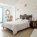 Hotel Nikolas 3*