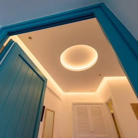 Nikolas 3* Karterádosz