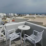 Отель Nikolas Картерадос