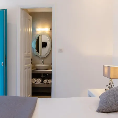 Nikolas Hotel Karterados (Santorini)