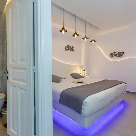 Nikolas Hotel 3*