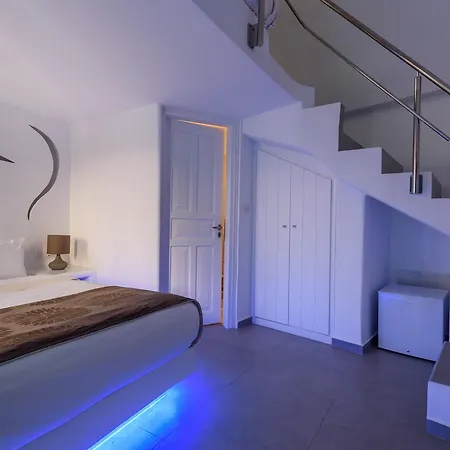 Hotel Nikolas Karterados (Santorini)