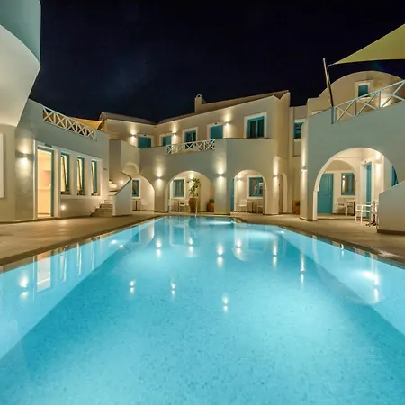 Nikolas Hotel Karterados (Santorini)