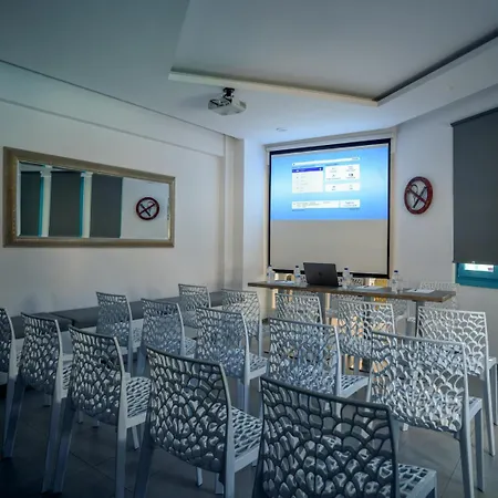 Nikolas Hotel